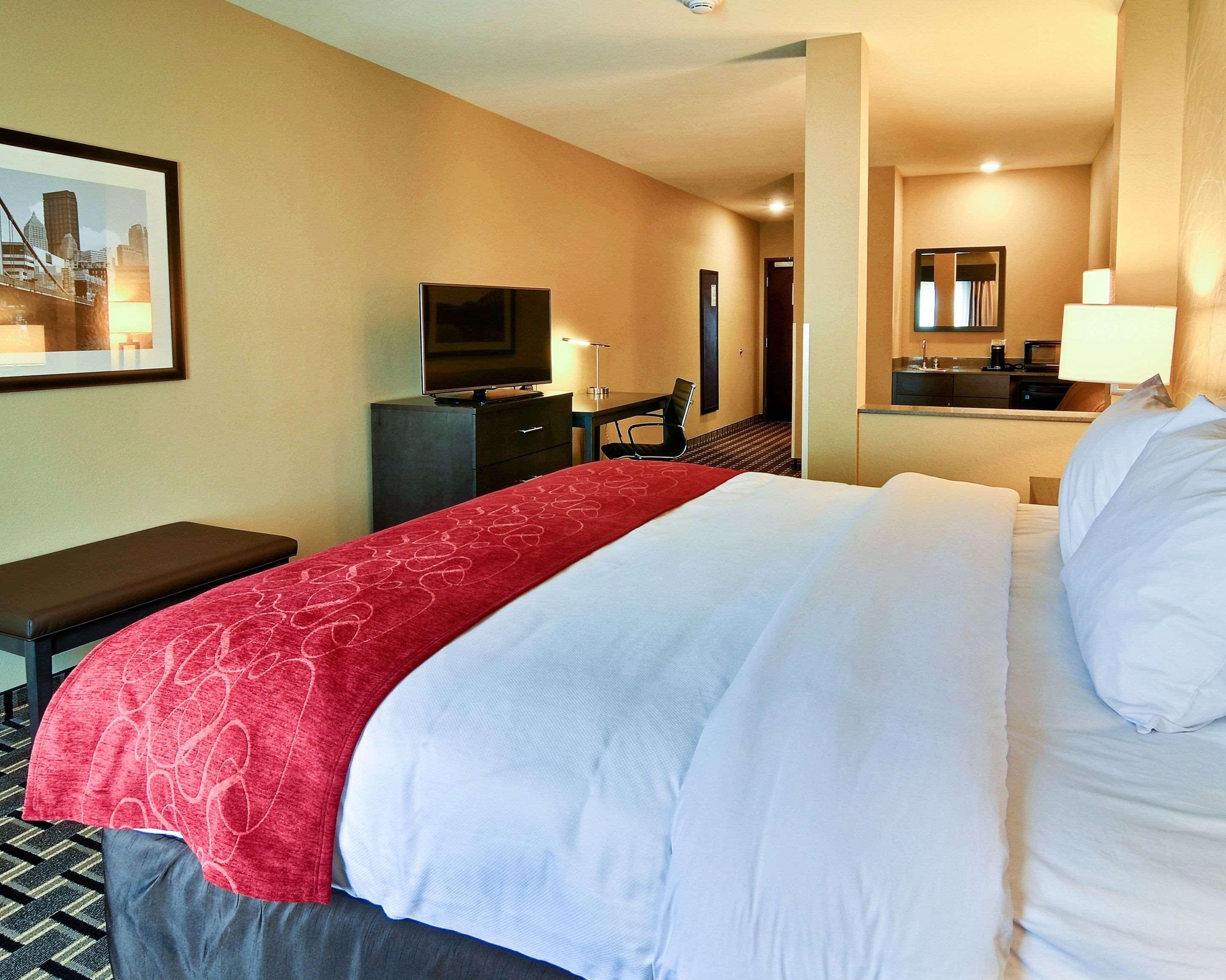คอมฟอร์ต สวีท ยูเนียนทาวน์ Hotel ภายนอก รูปภาพ