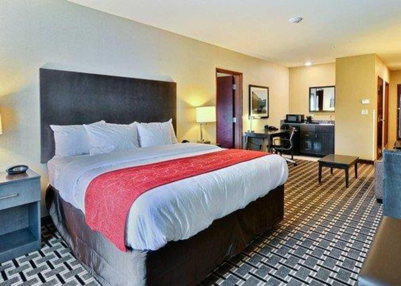 คอมฟอร์ต สวีท ยูเนียนทาวน์ Hotel ภายนอก รูปภาพ
