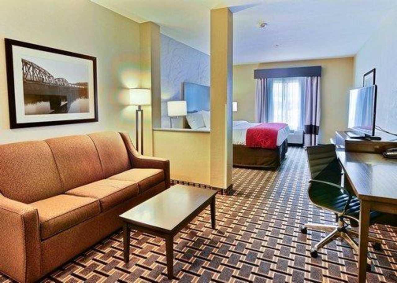 คอมฟอร์ต สวีท ยูเนียนทาวน์ Hotel ภายนอก รูปภาพ
