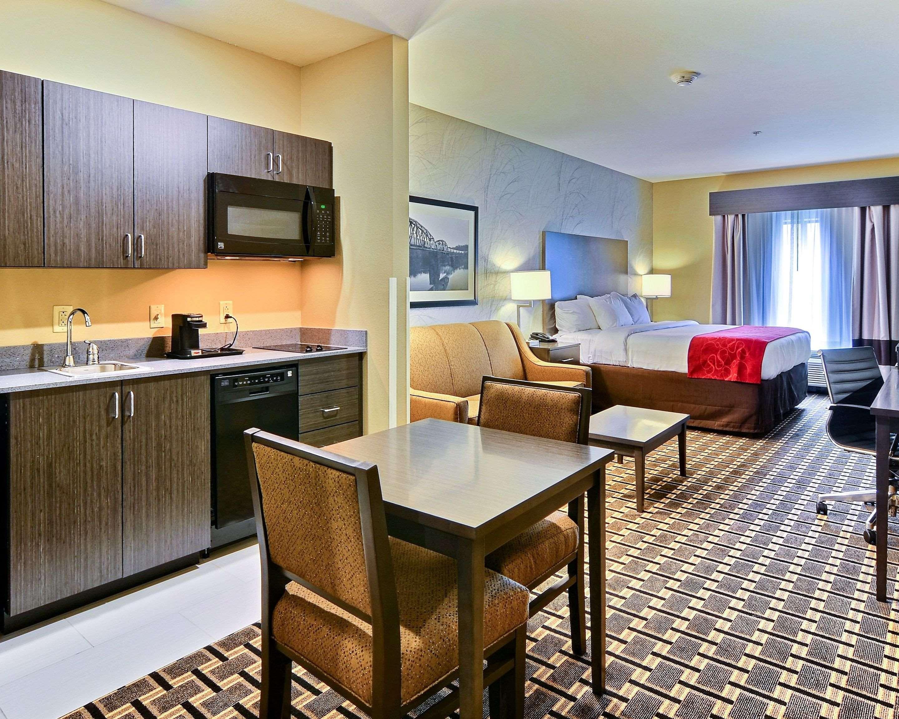 คอมฟอร์ต สวีท ยูเนียนทาวน์ Hotel ภายนอก รูปภาพ